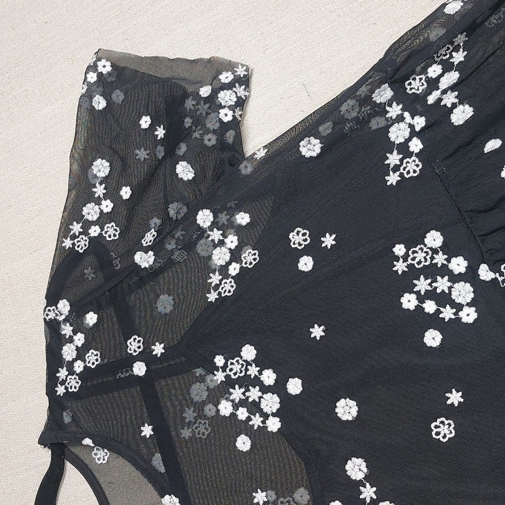 Glance Top Size XL Black Embroidered Floral Sheer Babydoll - Picture 4 of 13